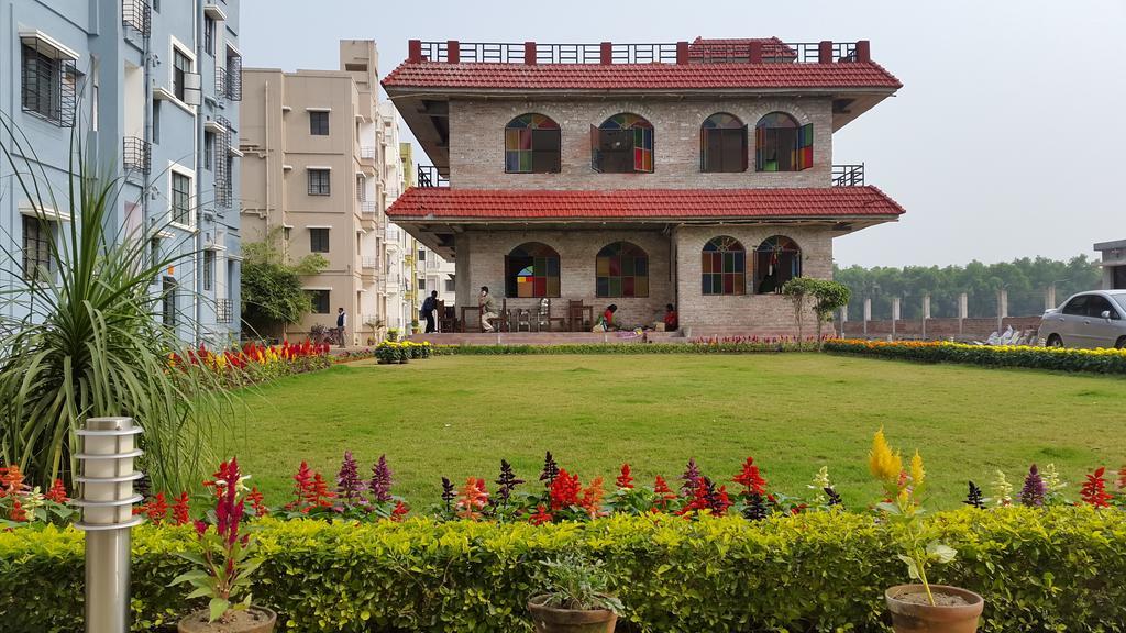 Panthashala Santiniketan Hotel Sri Niketan Екстериор снимка