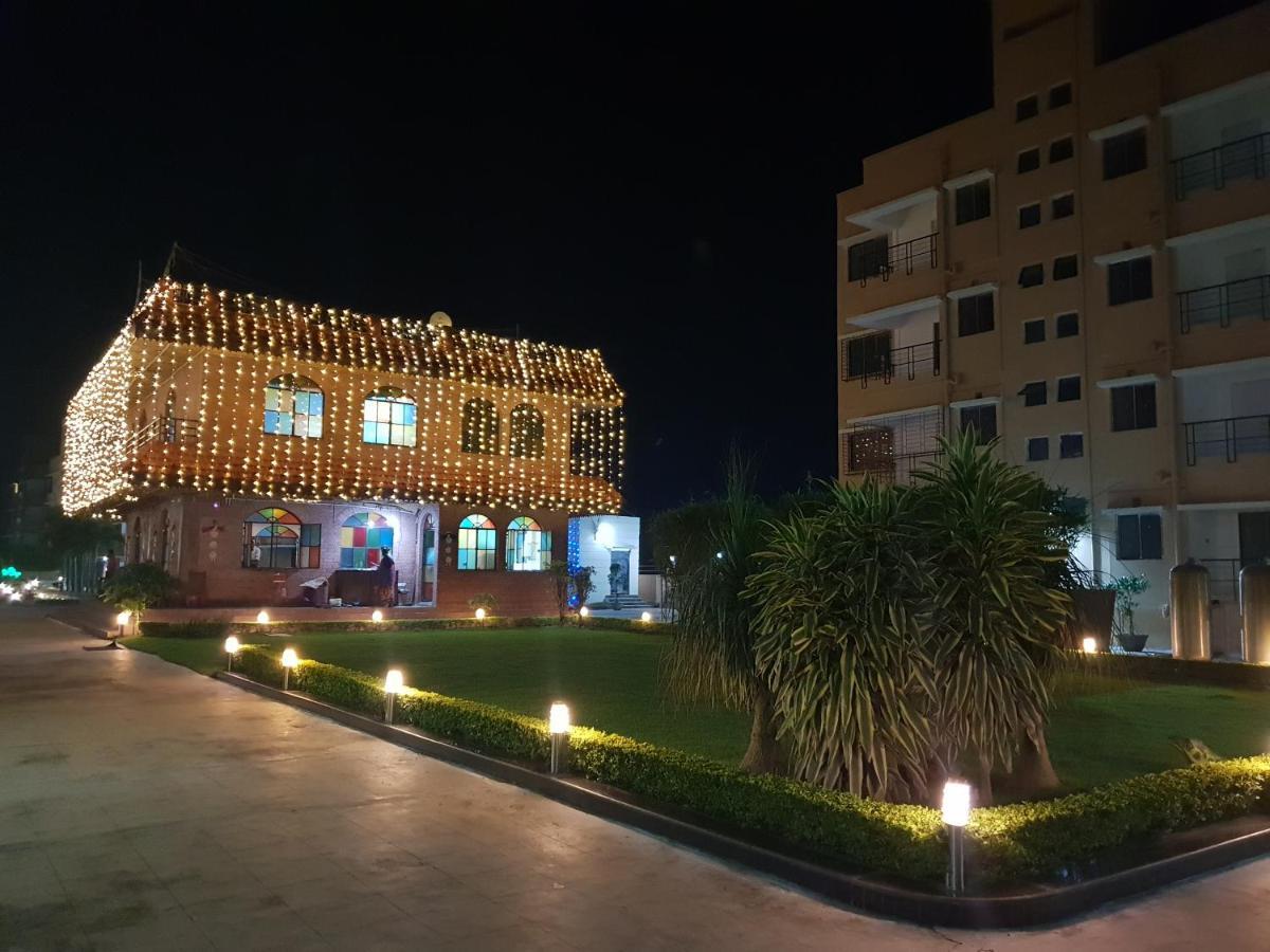 Panthashala Santiniketan Hotel Sri Niketan Екстериор снимка